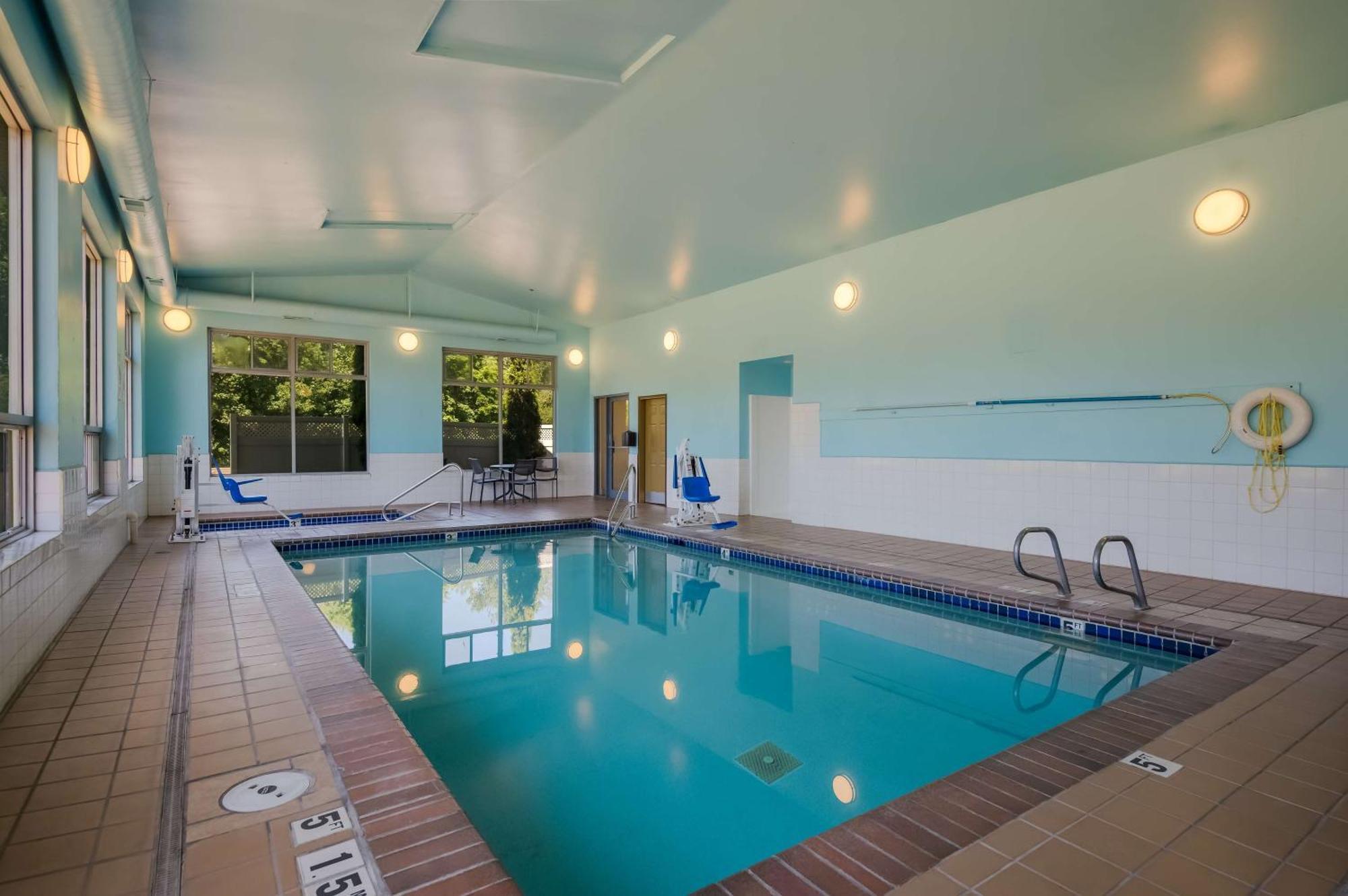 Best Western Cottage Grove Inn מראה חיצוני תמונה