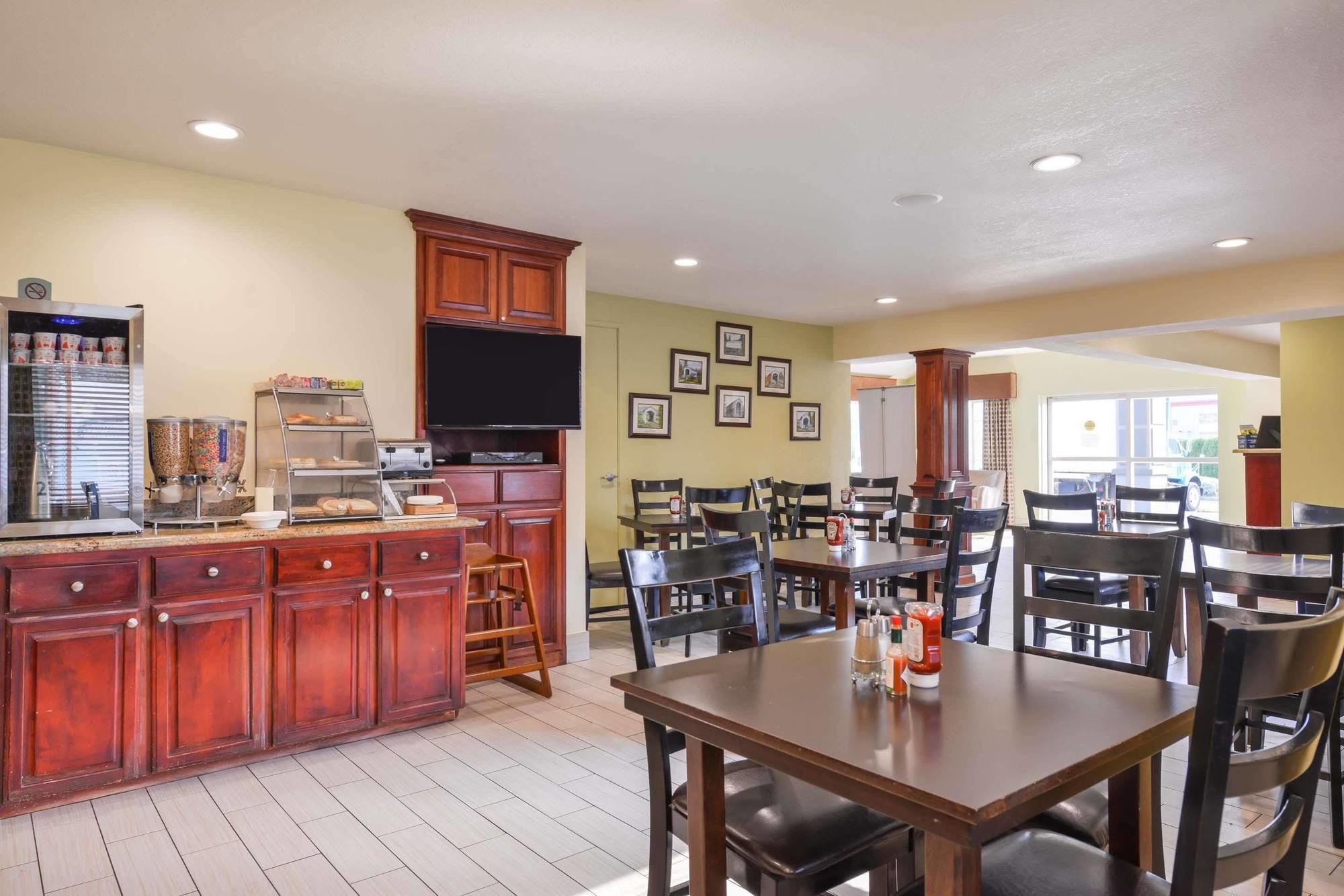 Best Western Cottage Grove Inn מראה חיצוני תמונה